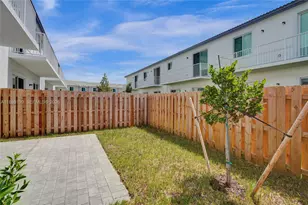 732 SE 13th Ct, Homestead, FL 33034 - Photo 22