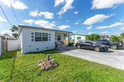 3840 SW 91st Ave, Miami, FL 33165 - Photo 2