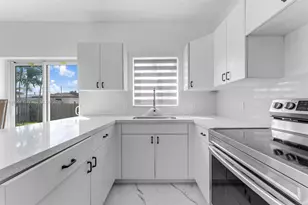 3840 SW 91 Ave, Miami, FL 33165 - Photo 12