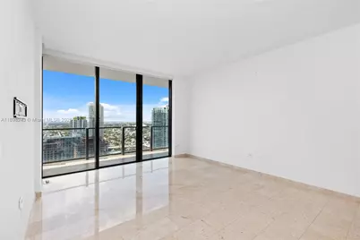68 SE 6th St #3906, Miami, FL 33131 - Photo 14