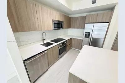 201 SW 17th Rd #603, Miami, FL 33129 - Photo 2