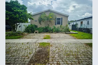 21640 NW 3rd Pl, Pembroke Pines, FL 33029 - Photo 1