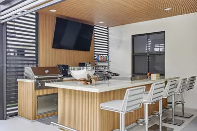 8870 NW 99th Path, Doral, FL 33178 - Photo 32