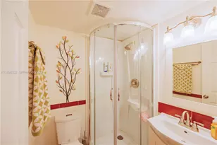 4750 NW 22nd Ct, Lauderhill, FL 33313 - Photo 16