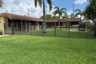 811 NE 10th St, Hallandale Beach, FL 33009 - Photo 1