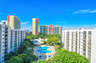 17011 N Bay Rd, Sunny Isles Beach, FL 33160 - Photo 18
