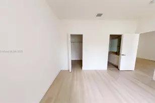 374 NE 27th Ave, Homestead, FL 33033 - Photo 8