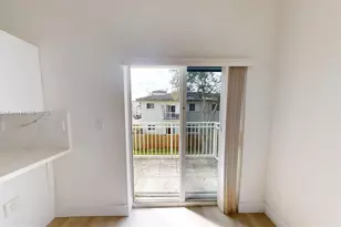 374 NE 27th Ave, Homestead, FL 33033 - Photo 6