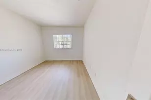 374 NE 27th Ave, Homestead, FL 33033 - Photo 12