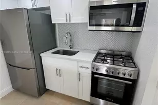 9064 Collins Ave, Surfside, FL 33154 - Photo 2