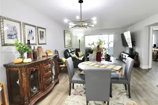 1200 SW 125th Ave, Pembroke Pines, FL 33027 - Photo 6