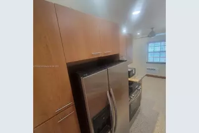 7400 Harding Ave #15, Miami Beach, FL 33141 - Photo 6