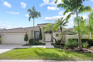 985 Spoonbill Cir, Weston, FL 33326 - Photo 2