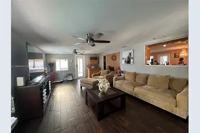 11370 NW 46th Pl, Sunrise, FL 33323 - Photo 18