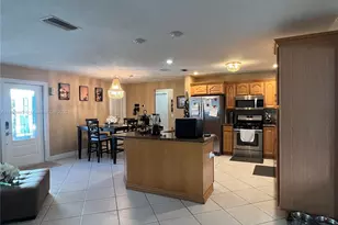 11370 NW 46th Pl, Sunrise, FL 33323 - Photo 12