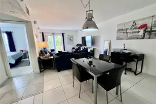 17530 NW 68th Ave, Hialeah, FL 33015 - Photo 10