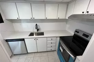 1000 West Ave, Miami Beach, FL 33139 - Photo 8