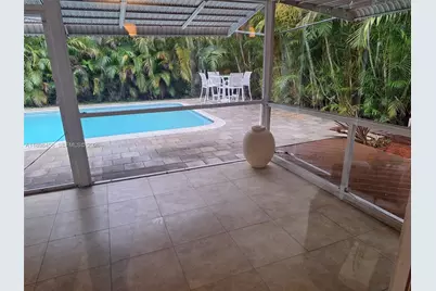 1575 NE 38th St, Oakland Park, FL 33334 - Photo 44