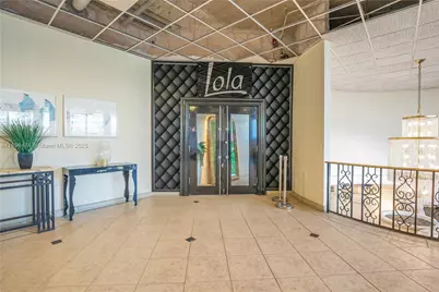 5555 Collins Ave #8P, Miami Beach, FL 33140 - Photo 16