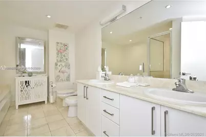 17375 Collins Ave #2002, Sunny Isles Beach, FL 33160 - Photo 12