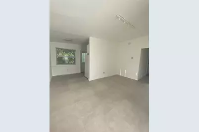 2011 NE 167th St #6, North Miami Beach, FL 33162 - Photo 10