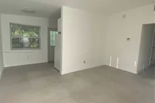 2011 NE 167th St, North Miami Beach, FL 33162 - Photo 10