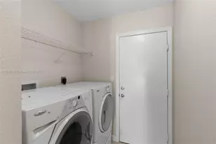 22032 SW 95th Pl, Cutler Bay, FL 33190 - Photo 30