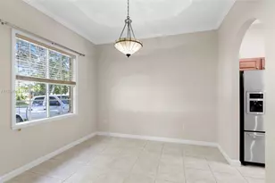 22032 SW 95th Pl, Cutler Bay, FL 33190 - Photo 12