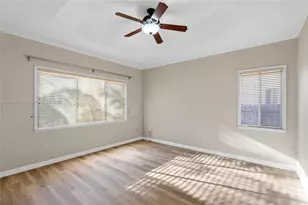 22032 SW 95th Pl, Cutler Bay, FL 33190 - Photo 22