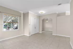 22032 SW 95th Pl, Cutler Bay, FL 33190 - Photo 10