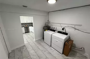 4421 NW 33rd St, Lauderdale Lakes, FL 33319 - Photo 16