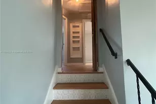 141 NW 72nd Way, Pembroke Pines, FL 33024 - Photo 6