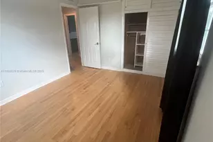 141 NW 72nd Way, Pembroke Pines, FL 33024 - Photo 10