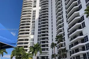 3530 Mystic Pointe Dr, Aventura, FL 33180 - Photo 4