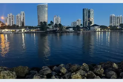 3530 Mystic Pointe Dr #408, Aventura, FL 33180 - Photo 34