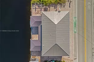 8357 NW South River Dr, Medley, FL 33166 - Photo 40