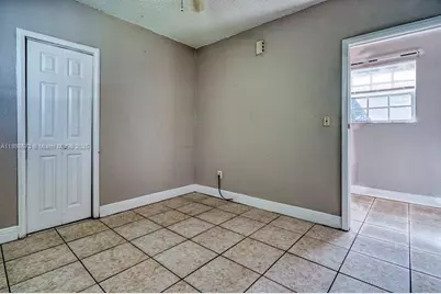 2378 NW 60th St #D, Miami, FL 33142 - Photo 14