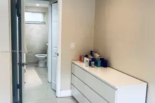 5790 Stirling Rd, Hollywood, FL 33021 - Photo 14