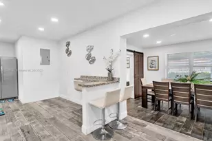 100 NW 8th Ave, Hallandale Beach, FL 33009 - Photo 20