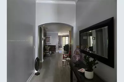 11141 NW 77th Ter, Doral, FL 33178 - Photo 8