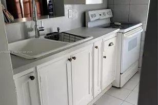 2219 Polk St, Hollywood, FL 33020 - Photo 4