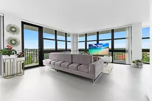 1000 Parkview Dr, Hallandale Beach, FL 33009 - Photo 2