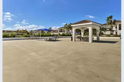 3135 NE 184th St #2103, Aventura, FL 33160 - Photo 28