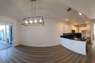 7406 NW 108th Path, Doral, FL 33178 - Photo 10