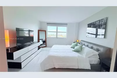 90 Alton Rd #909, Miami Beach, FL 33139 - Photo 4