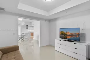 17301 Biscayne Blvd, North Miami Beach, FL 33160 - Photo 14