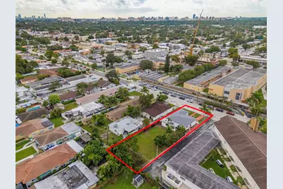 5271 NW 1st St, Miami, FL 33126 - Photo 24