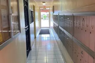 215 SE 3rd Ave, Hallandale Beach, FL 33009 - Photo 26