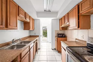 941 SW 20th Ct, Delray Beach, FL 33445 - Photo 8