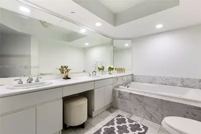 [Address not provided], Sunny Isles Beach, FL 33160 - Photo 10